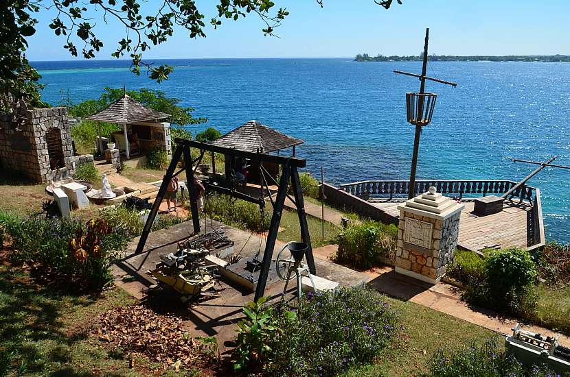 Discovery Bay - zátoka, kde se poprvé vylodil Kryštof Kolumbus na Jamajce.
