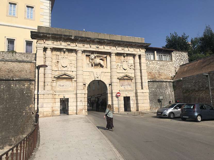 Kopnena vrata v Zadaru