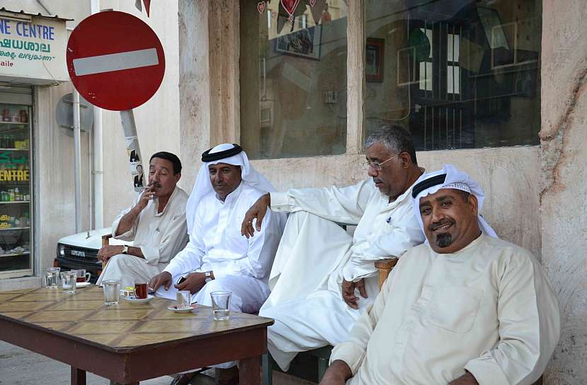 Muharraq a typická arabská pohostinnost