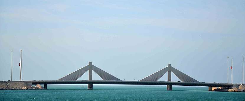 Muharraq Crossing - Most spojující Muharraq s Manamou
