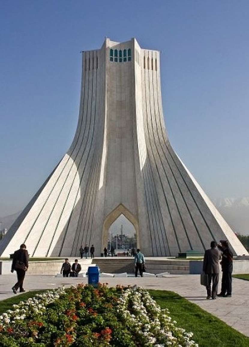 Íránská islámská republika, část 2.