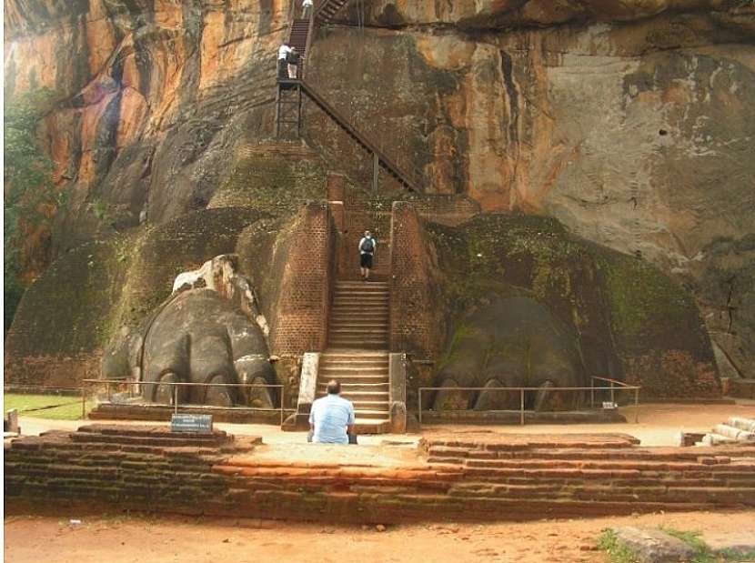 Sigiriya "Lví skála" s legendou krutostí a zloby