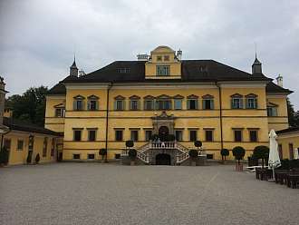 Zámeček Hellbrunn s vodními hrátkami