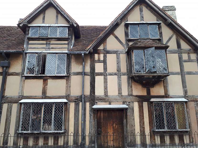 Shakespearův rodný dům ve Statfordu.